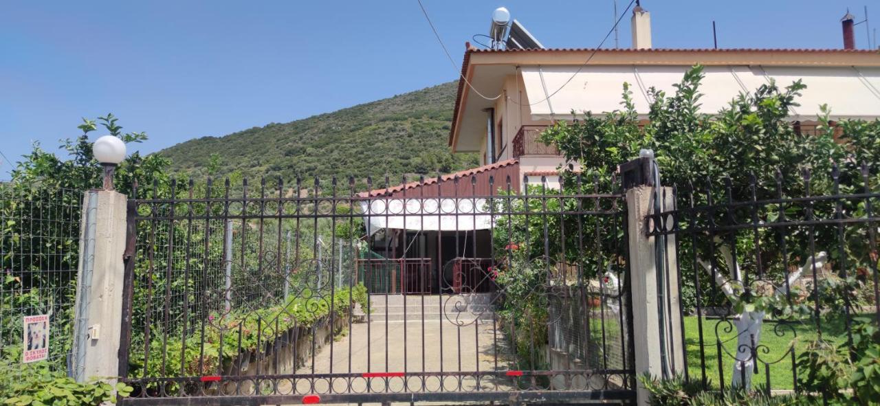 Appartamento Rontaki Farm Kyparissia Esterno foto