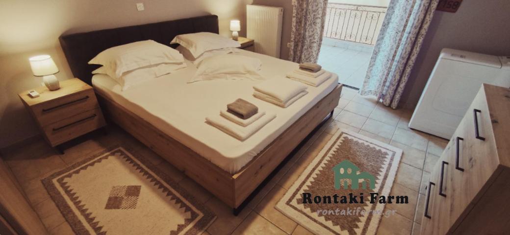 Appartamento Rontaki Farm Kyparissia Esterno foto